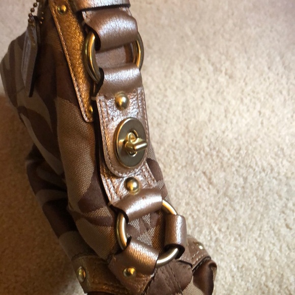 Coach shoulder bag - Picture 5 of 9